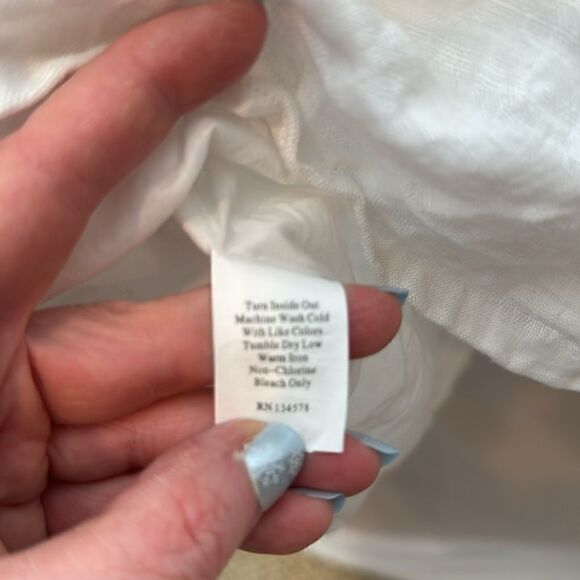 Vineyard Vines 100% Linen V-Neck Embroidered Bohemian Top. Size XL. - Picture 7 of 8